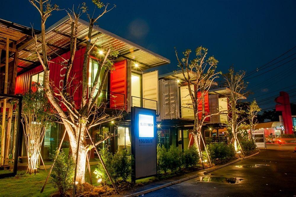 Sleepbox Chiangmai Hotel Chiang Mai Exterior photo